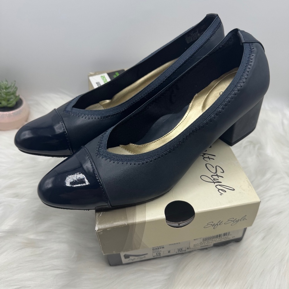 Soft Style Women's Daryn Pump